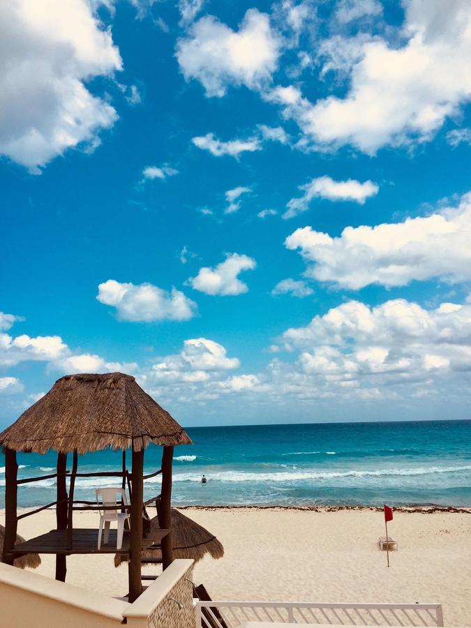 Brisas Sealight Apartment Cancún Eksteriør billede